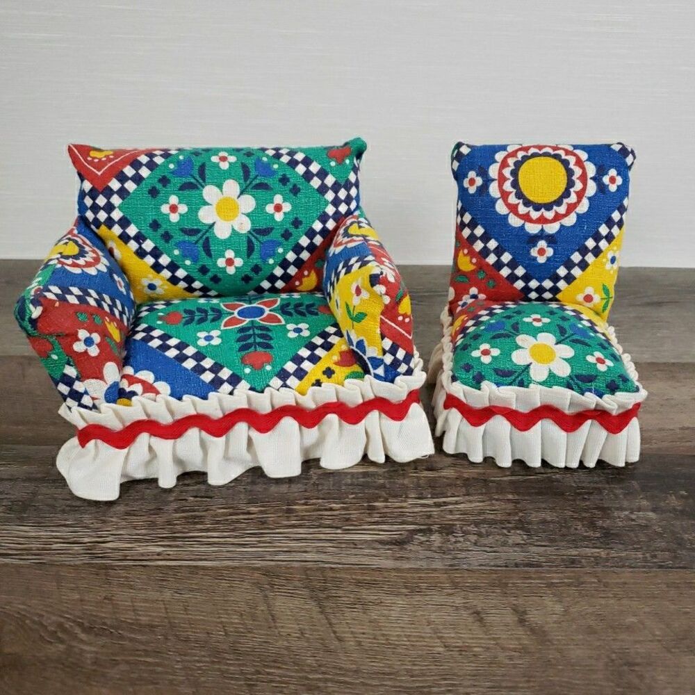 Vtg Doll Furniture Chair Couch Pin Cushion Pennsylvania Dutch Rick Rack Daisy